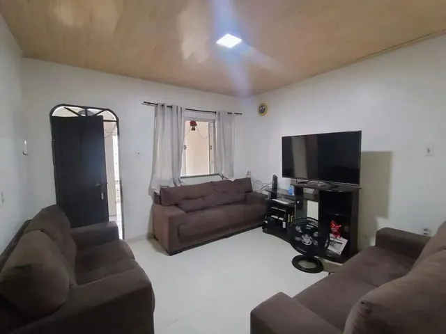 Imagem: Vendo Casa de 3/4 com Garagem na Cidade