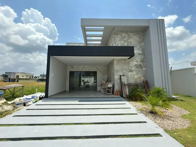 Imagem: A casa em condomínio possui 3 Dormitórios, 1 Suíte, 2