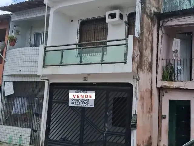 Imagem: Casa com 3 Pisos na Vila Ipiranga, com Entradas