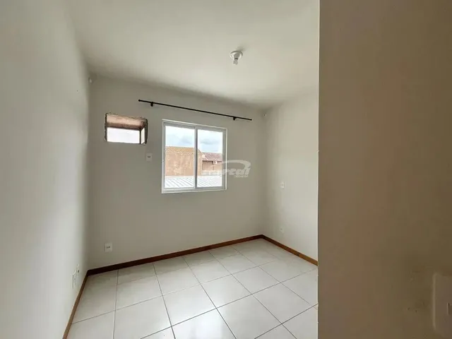 Imagem 8: Imovel com 02 Dormitórios, Sendo 1 Suíte, Sala de Estar com Sacada com Churrasqueira