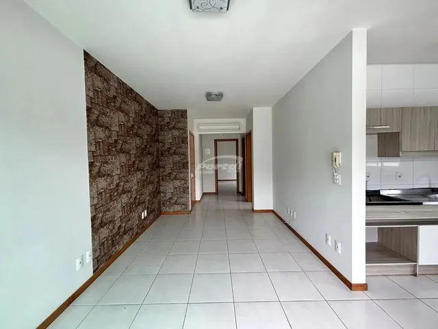 Imagem 9: Imovel com 02 Dormitórios, Sendo 1 Suíte, Sala de Estar com Sacada com Churrasqueira
