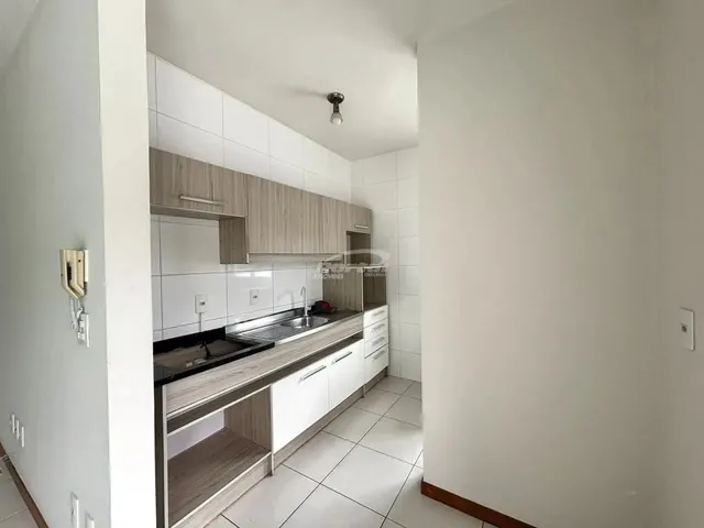 Imagem 4: Imovel com 02 Dormitórios, Sendo 1 Suíte, Sala de Estar com Sacada com Churrasqueira