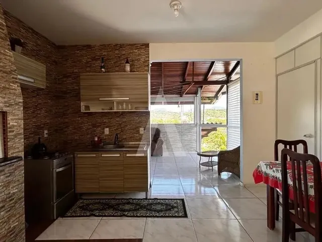 Imagem 3: Sobrado Mobiliado com 1 Quarto, Ampla Sacada, Cozinha, no Bairro...