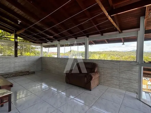 Imagem 4: Sobrado Mobiliado com 1 Quarto, Ampla Sacada, Cozinha, no Bairro...