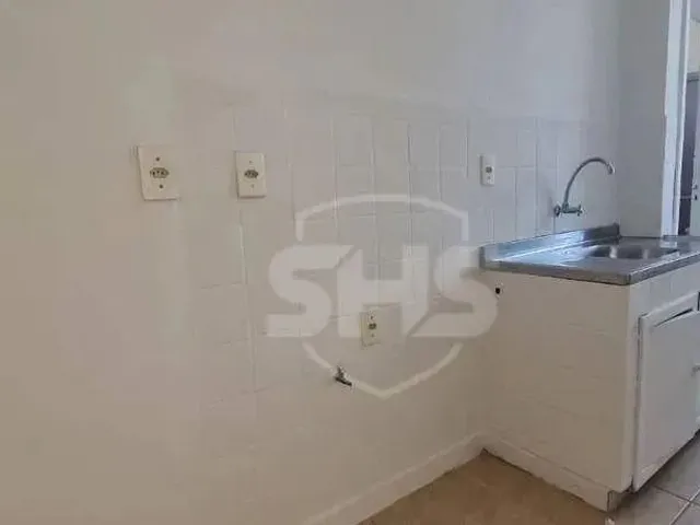 Imagem 6: Apartamento com 1 Dormitório para Alugar, 30 M² por R$ 1.321,66/Mês - Centro