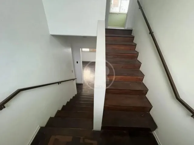 Imagem 10: Casa para Fins Comerciais com 150 M² Privativos e 2 Vagas, Próximo Ao Centro, no Bairro