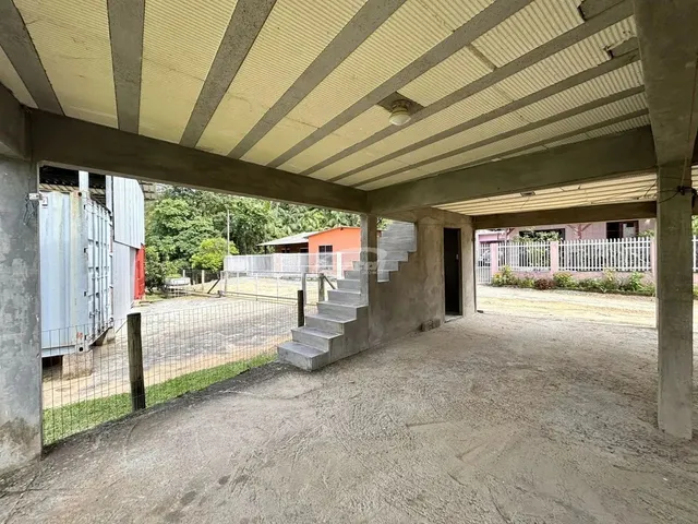 Imagem 3: Imóvel com 02 Dormitórios, Sendo 01 Suíte, Sala de Estar, Cozinha e Sala de Jantar