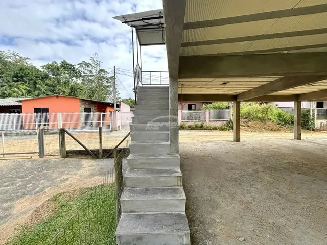 Imagem 12: Imóvel com 02 Dormitórios, Sendo 01 Suíte, Sala de Estar, Cozinha e Sala de Jantar