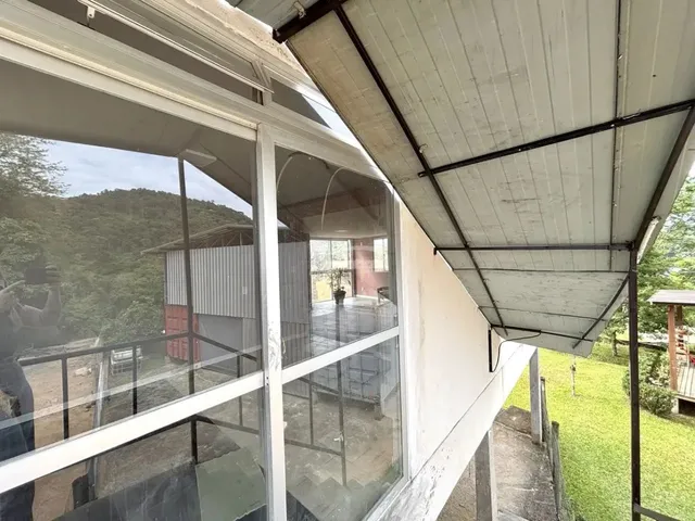 Imagem 2: Imóvel com 02 Dormitórios, Sendo 01 Suíte, Sala de Estar, Cozinha e Sala de Jantar