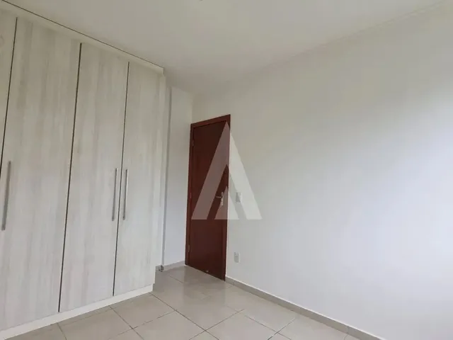 Imagem 11: Apartamento no Bairro Santo Antonio com 3 Quartos, Sendo 1 Suíte, Sacada Com