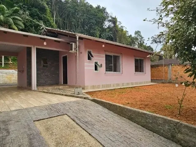 Imagem: Ampla Casa com 3 Dormitórios