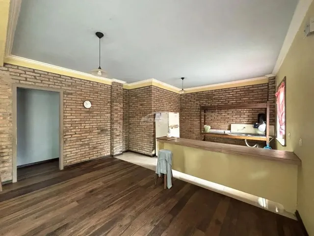 Imagem 8: Imóvel com 02 Dormitórios, Sendo 01 Suíte, Sala de Estar, Cozinha e Sala de Jantar
