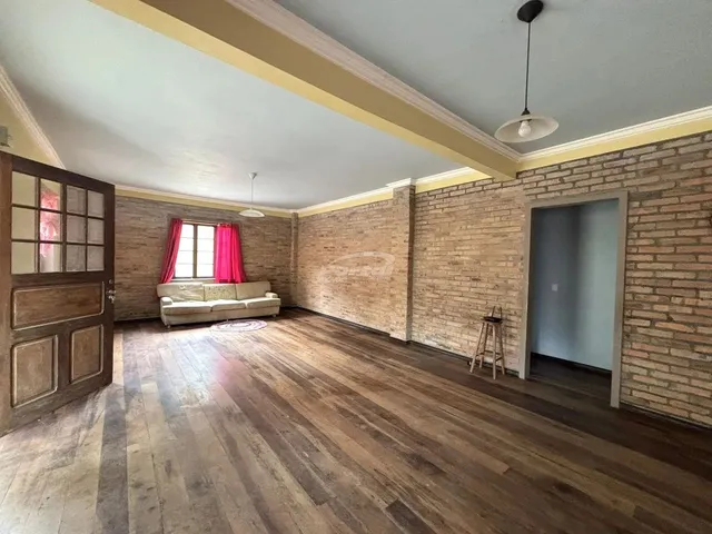 Imagem 6: Imóvel com 02 Dormitórios, Sendo 01 Suíte, Sala de Estar, Cozinha e Sala de Jantar