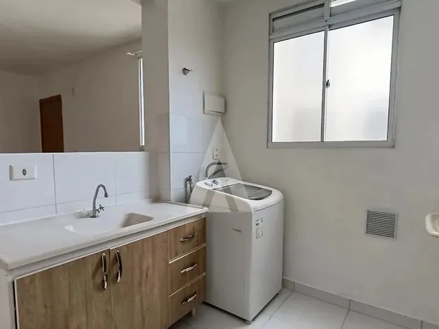 Imagem 5: Apartamento no Bairro Vila Nova, com 2 Quartos e 1 Vaga de Garagem