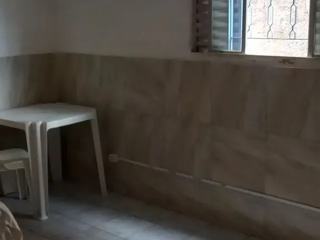Imagem 6: Quarto com Banheiro