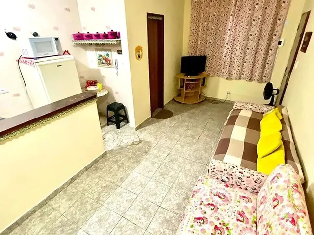 Imagem: Kitão com Garagem, 200 Mts da Praia, Oportunidade