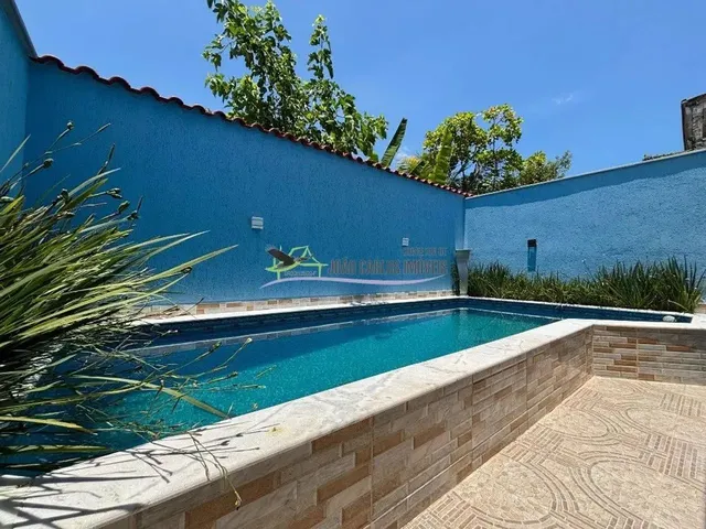 Imagem: Casa com Piscina À Venda na Tranquila Nossa