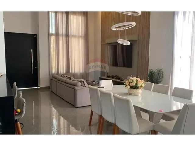 Imagem: Casa no Condomínio santa Elisa Disponível