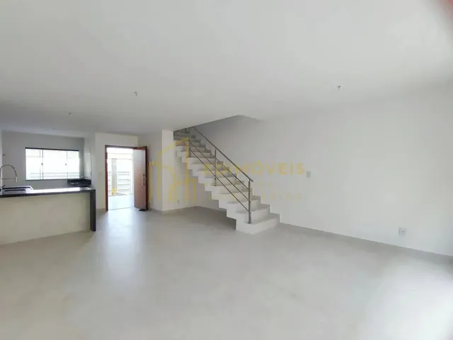 Imagem 4: Oportunidade Única: Casa com 3 Suítes em Planície da Serra