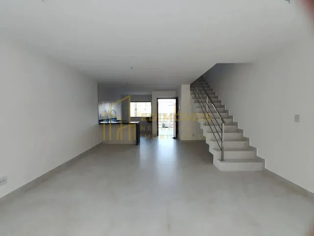 Imagem 8: Oportunidade Única: Casa com 3 Suítes em Planície da Serra
