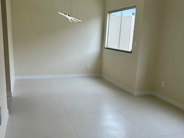 Imagem: Casa residencial para Venda em rua pública