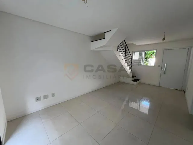 Imagem 2: Aproveite a Oportunidade: Casa Duplex no Serra Centro, Perto de Tudo Que Você Precisa!