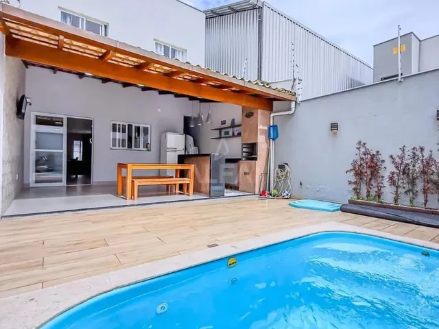 Imagem 1: Casa À Venda em Serra, Morada de Laranjeiras, com 3 Quartos, com 220 M²