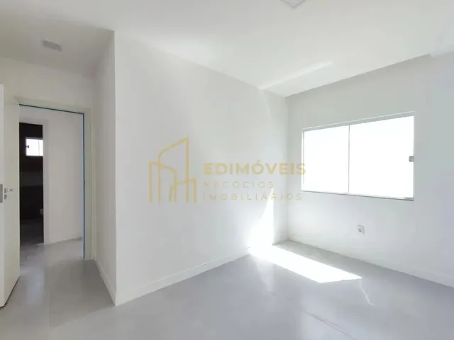 Imagem 3: Casa Pronta para Morar em Planície da Serra: Modernidade e Conforto!