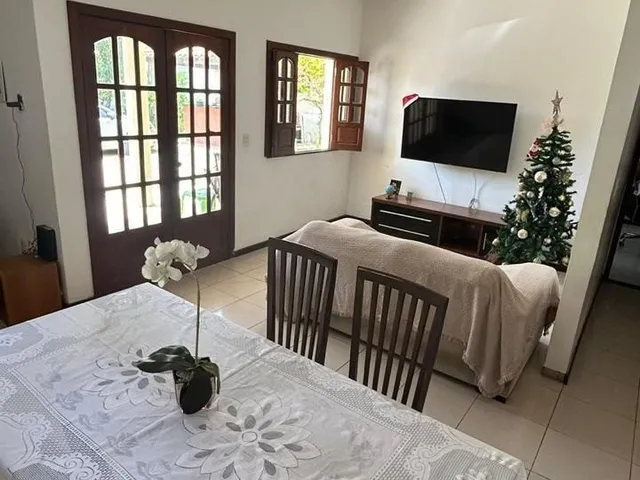 Imagem: Casa residencial para Venda em Rua Pública