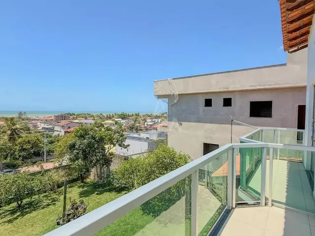 Imagem 2: Casa À Venda em Serra, São Francisco, com 4 Quartos, com 200 M²