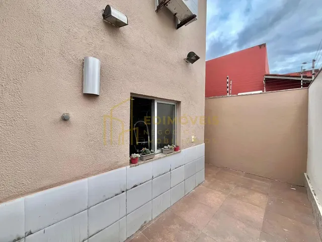 Imagem 4: Linda Casa Duplex em Morada de Laranjeiras: 3 Quartos e Suíte!
