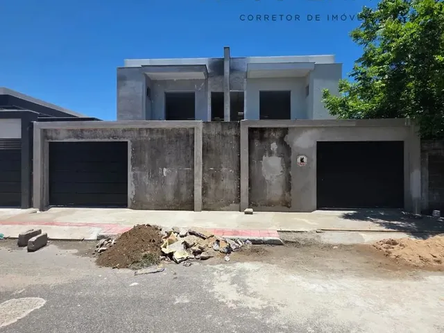 Imagem: Casa de 3 Quartos com Suíte a Beira Mar