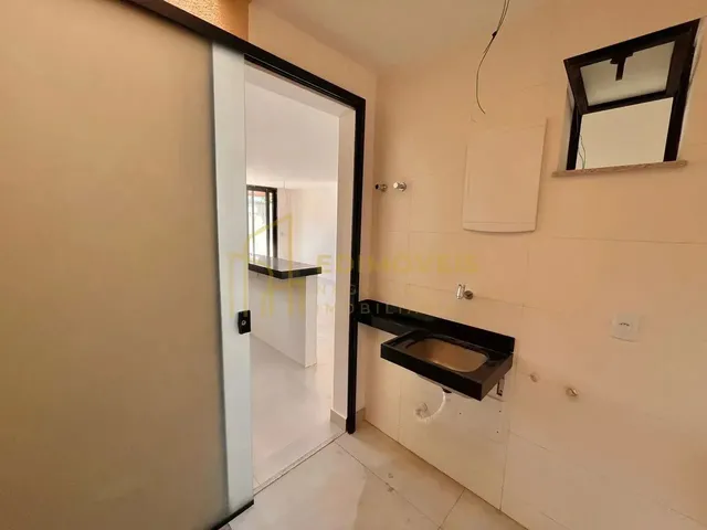Imagem 5: Morada de Laranjeiras: Casa com Acabamento de Primeira e Estilo Moderno!