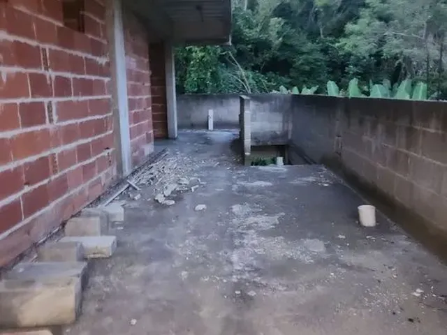 Imagem 5: Vendo Ou Troco - Casa em Construção
