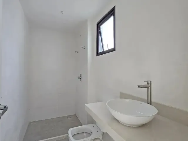 Imagem 3: Casa com 4 Quartos Sendo 3 Suítes em Colina de Laranjeiras