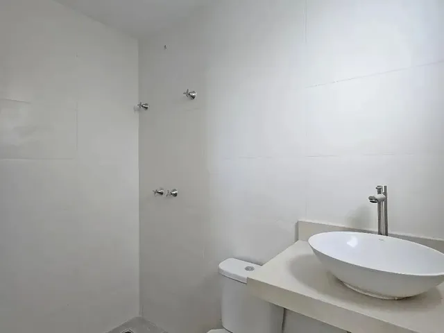 Imagem 10: Casa com 4 Quartos Sendo 3 Suítes em Colina de Laranjeiras