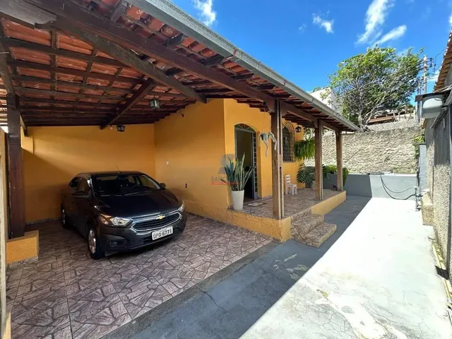 Imagem: Casa À Venda, 4 Quartos, 1 Suíte, 1 Vaga