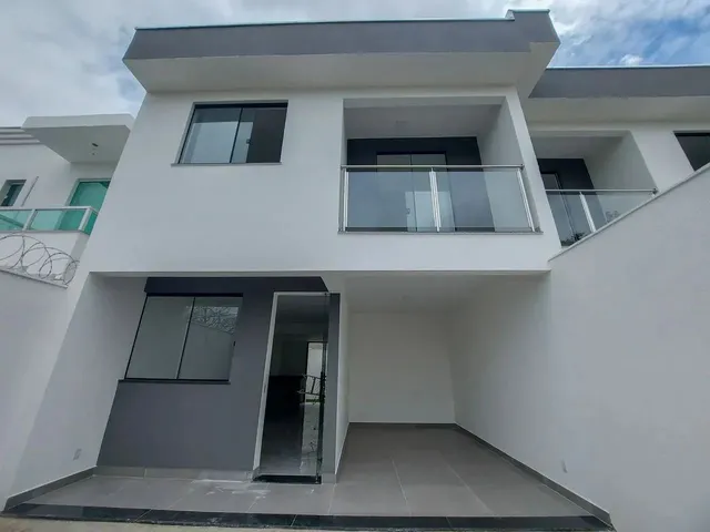Imagem 1: Casa Geminada de 03 Quartos Sendo 01 com Suíte, 02 Vagas de Garagem no Bairro Três