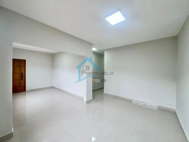 Imagem 15: Casa para Venda em Contagem, Alvorada, 4 Dormitórios, 1 Suíte, 2 Banheiros, 2 Vagas