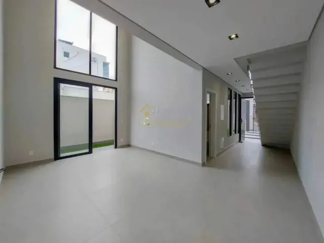 Imagem: Casa À Venda, 2 Quartos, 2 Suítes, 2 Vagas