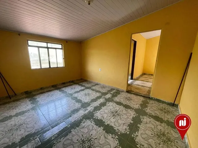 Imagem 3: Casa com 3 Dormitórios À Venda, 180 M² por R$ 290.000,00 - Parque do Lago