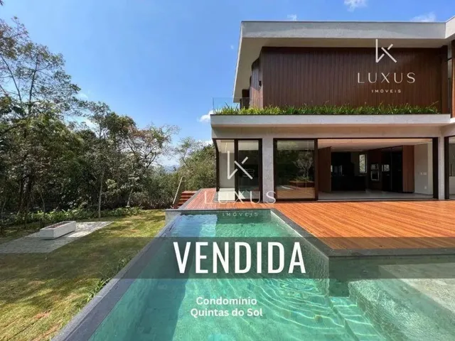 Imagem: Casa com 4 Dormitórios À Venda, 526 M²