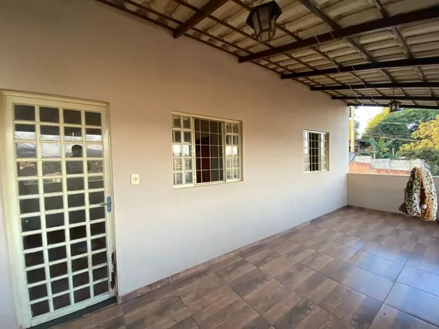 Imagem: Casa com 3 Quartos em Mateus Leme