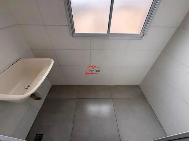 Imagem 5: Apartamento para Venda em Contagem, Centro, 2 Dormitórios, 1 Banheiro, 1 Vaga