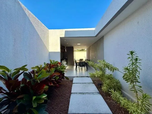 Imagem 5: Vende - Se Casa de Alto Padrão - 4 Quartos (2 Suites)