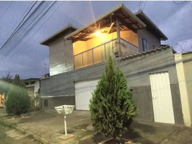 Imagem: 2 Casas no Milanez Excelente