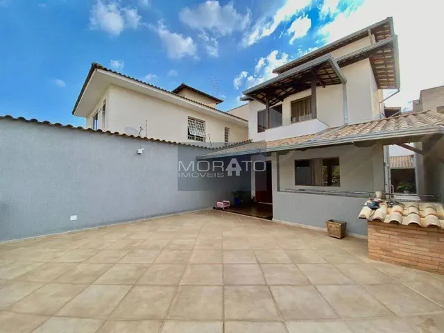 Imagem: Casa 4 Quartos, 3 Vagas no Bairro Jardim