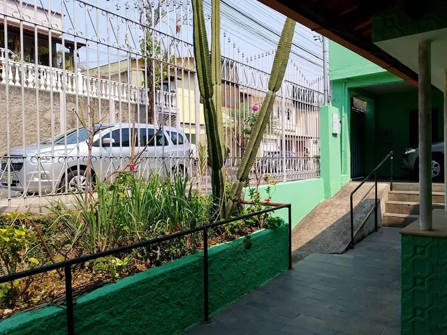 Imagem 3: Vendo Casa 3 Quartos em Terreno de 1081 M2