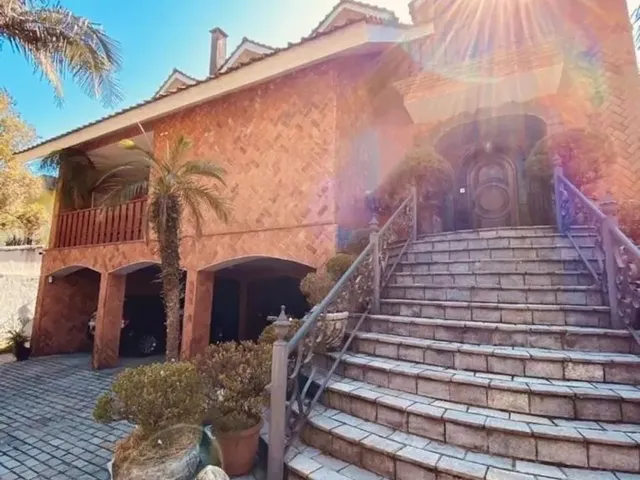 Imagem 8: Casa para Venda e Locação em Morumbi com 6 Quartos, Sendo 4 Suítes , 600M²
