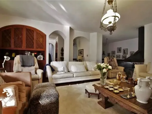 Imagem 4: Casa para Venda e Locação em Morumbi com 6 Quartos, Sendo 4 Suítes , 600M²